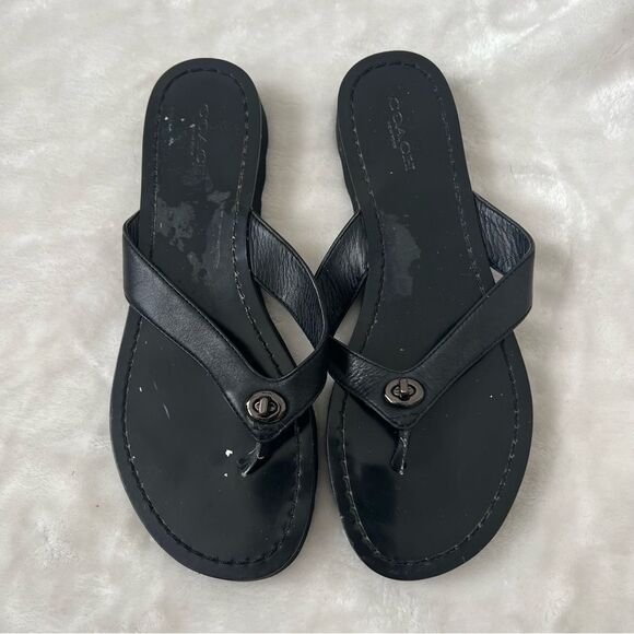 Coach Shoes - Coach Shelly Black Leather Turnlock Slip On Thong Flip Flop Sandal Q8089 Size 7B